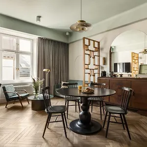  Apartment Angelus